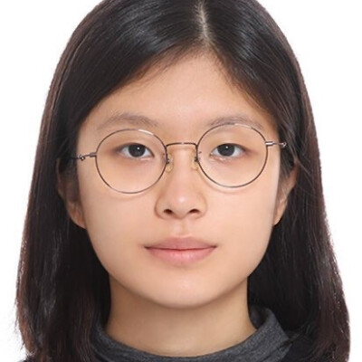 Yun zoekt een Kamer / Appartement / Huurwoning / Studio / Woonboot in Amsterdam