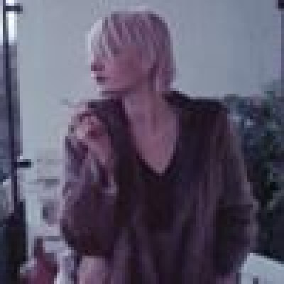 Linsey  is looking for an Apartment / Rental Property / HouseBoat in Amsterdam