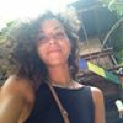 Samantha Schumann zoekt een Kamer / Appartement / Huurwoning / Studio / Woonboot in Amsterdam