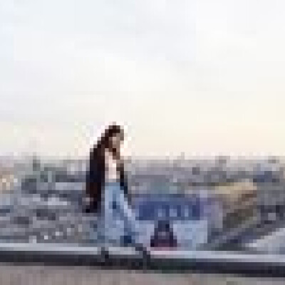 Naomi Su is looking for an Apartment / Rental Property / Studio in Amsterdam