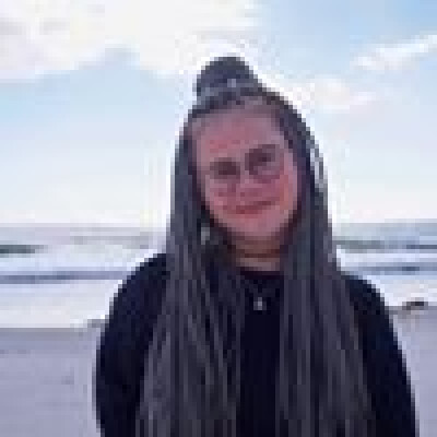 Capucine is looking for a Room / Apartment / Rental Property / Studio / HouseBoat in Amsterdam