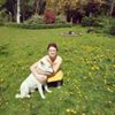 Nieke zoekt een Kamer / Appartement / Huurwoning / Studio / Woonboot in Amsterdam