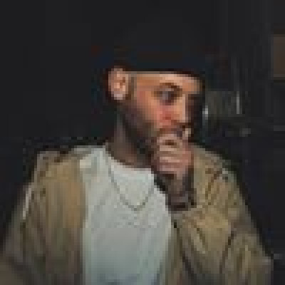 Maik zoekt een Appartement / Huurwoning / Studio / Woonboot in Amsterdam