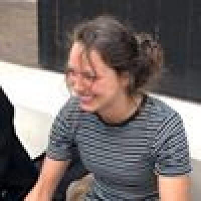 Isabelle zoekt een Appartement / Studio in Amsterdam