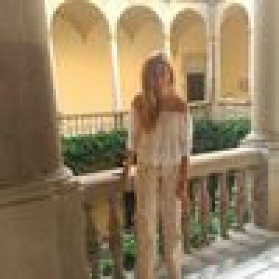 Maria is looking for a Room / Apartment / Rental Property / Studio / HouseBoat in Amsterdam