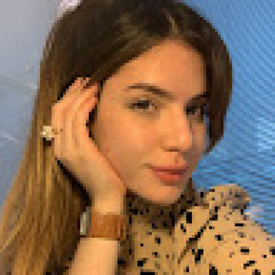 Alana is looking for a HouseBoat in Amsterdam