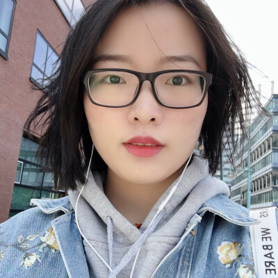 Della zoekt een Studio in Amsterdam