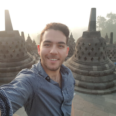 Jordy zoekt een Kamer / Appartement / Huurwoning / Studio / Woonboot in Amsterdam