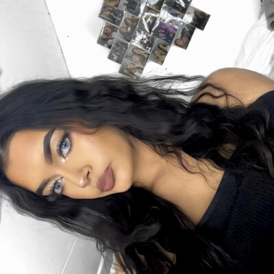 Jennifer zoekt een Kamer / Appartement / Huurwoning / Studio in Amsterdam