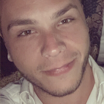 Danny zoekt een Appartement / Huurwoning / Studio / Woonboot in Amsterdam