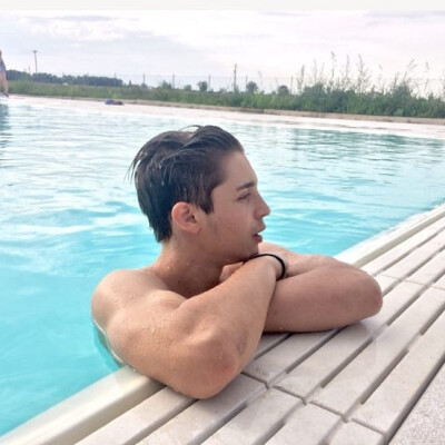 Raffaele zoekt een Kamer / Appartement / Studio in Amsterdam