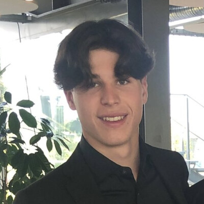 Alessandro zoekt een Kamer / Appartement / Huurwoning / Studio / Woonboot in Amsterdam