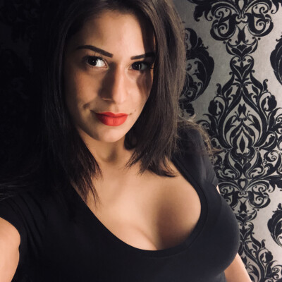 Faatje Hayati zoekt een Kamer / Studio / Woonboot in Amsterdam