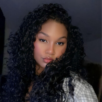 Amber zoekt een Appartement / Studio in Amsterdam