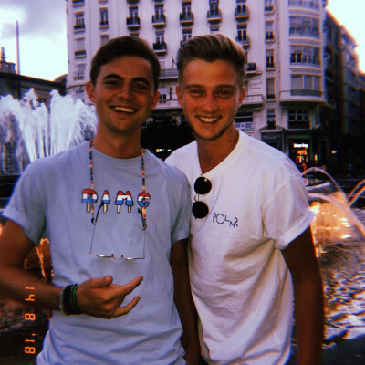 Milo  zoekt een Kamer / Appartement / Huurwoning / Studio in Amsterdam