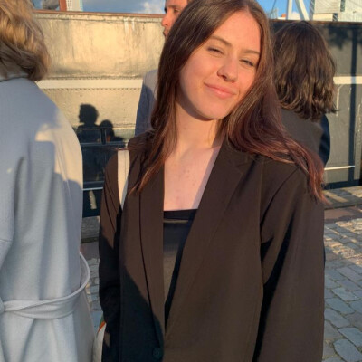 Tineke zoekt een Kamer in Amsterdam