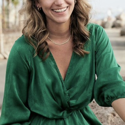 Maaike zoekt een Kamer / Appartement / Studio in Amsterdam