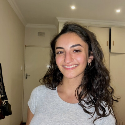 Gabriella  zoekt een Kamer / Appartement / Studio in Amsterdam