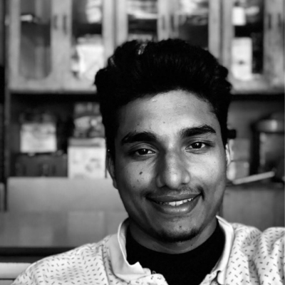 Avinash  zoekt een Kamer / Appartement / Huurwoning / Studio in Amsterdam