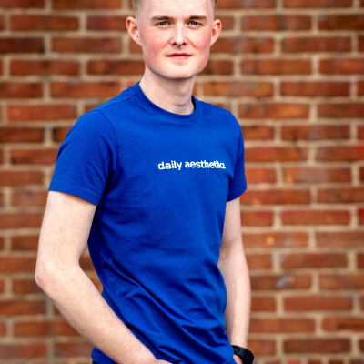 Mika  zoekt een Appartement / Huurwoning / Studio / Woonboot in Amsterdam