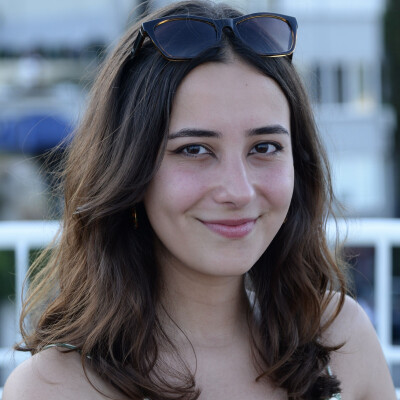 Öykü zoekt een Kamer / Appartement / Huurwoning / Studio in Amsterdam