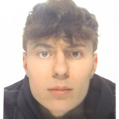 Elia zoekt een Appartement / Studio in Amsterdam