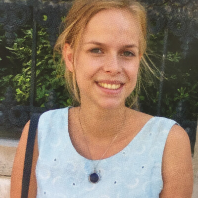 Lotje zoekt een Kamer / Appartement / Huurwoning / Studio / Woonboot in Amsterdam