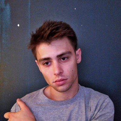 Onur zoekt een Kamer / Appartement / Huurwoning / Studio in Amsterdam