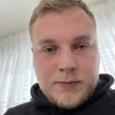 Devron is looking for a Room / Apartment / Rental Property / Studio in Amsterdam