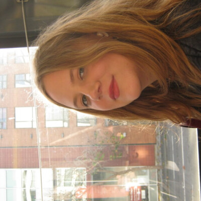 Mette zoekt een Kamer / Appartement / Huurwoning / Studio in Amsterdam