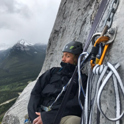 Antoine zoekt een Kamer / Appartement / Huurwoning / Studio / Woonboot in Amsterdam