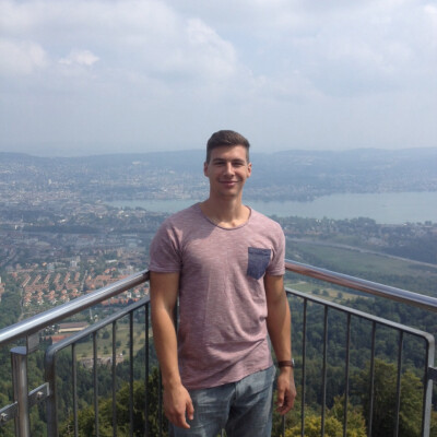 Christian zoekt een Kamer / Appartement / Huurwoning / Studio / Woonboot in Amsterdam