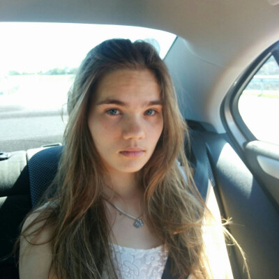 Rixt zoekt een Kamer / Appartement / Huurwoning / Studio / Woonboot in Amsterdam