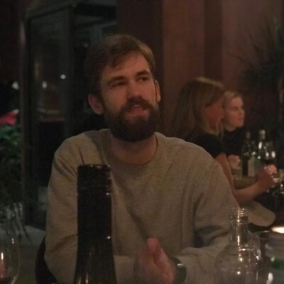 Lars zoekt een Appartement / Huurwoning / Studio / Woonboot in Amsterdam