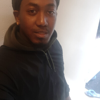 Ivanhildo is looking for an Apartment / Rental Property / Studio in Amsterdam