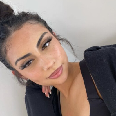 Daniela zoekt een Kamer / Appartement / Studio in Amsterdam