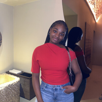 Rosa zoekt een Kamer / Studio in Amsterdam