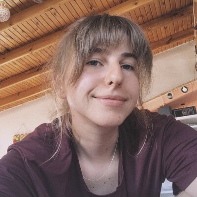 Ayça zoekt een Kamer / Appartement / Huurwoning / Studio in Amsterdam