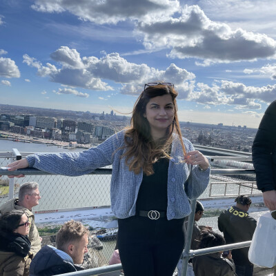 Hina zoekt een Studio in Amsterdam