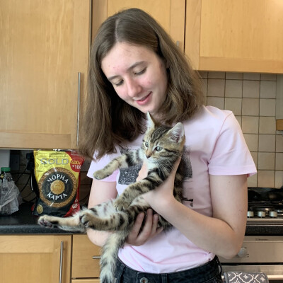 Alisa zoekt een Kamer / Appartement / Studio / Woonboot in Amsterdam