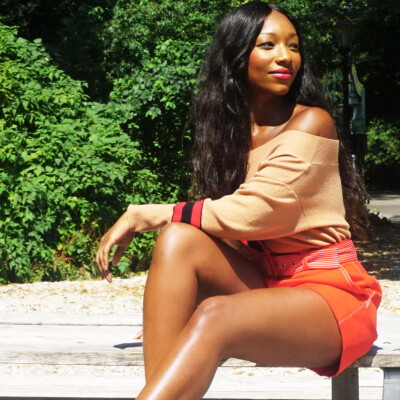 Jade  zoekt een Appartement / Studio / Woonboot in Amsterdam