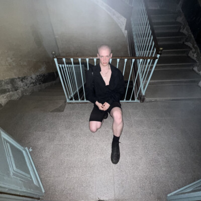 Joa zoekt een Kamer / Appartement / Huurwoning / Studio in Amsterdam