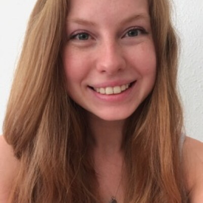 michala zoekt een Kamer / Appartement / Huurwoning / Studio / Woonboot in Amsterdam