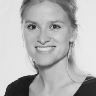 Suzanne zoekt een Appartement / Huurwoning / Studio / Woonboot in Amsterdam