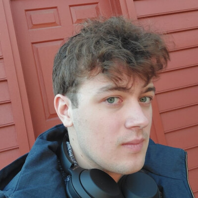 Nicholas zoekt een Kamer / Appartement in Amsterdam