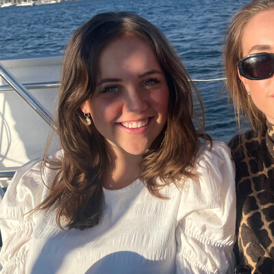 Ella Karin zoekt een Kamer / Appartement / Studio / Woonboot in Amsterdam