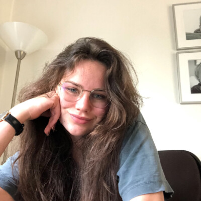 Bente zoekt een Woonboot in Amsterdam