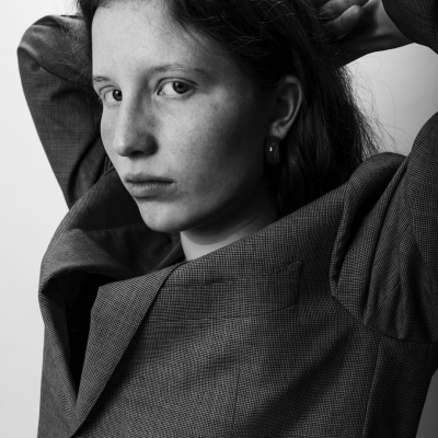 Vera zoekt een Appartement / Huurwoning / Studio / Woonboot in Amsterdam