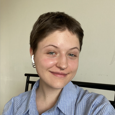 Victoria  zoekt een Studio in Amsterdam