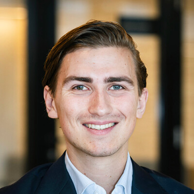 Sebastiaan zoekt een Appartement / Huurwoning / Studio / Woonboot in Amsterdam